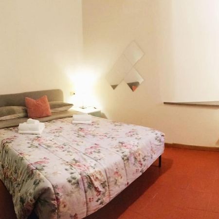 Cozy Apartment Near Train Station Florença Exterior foto